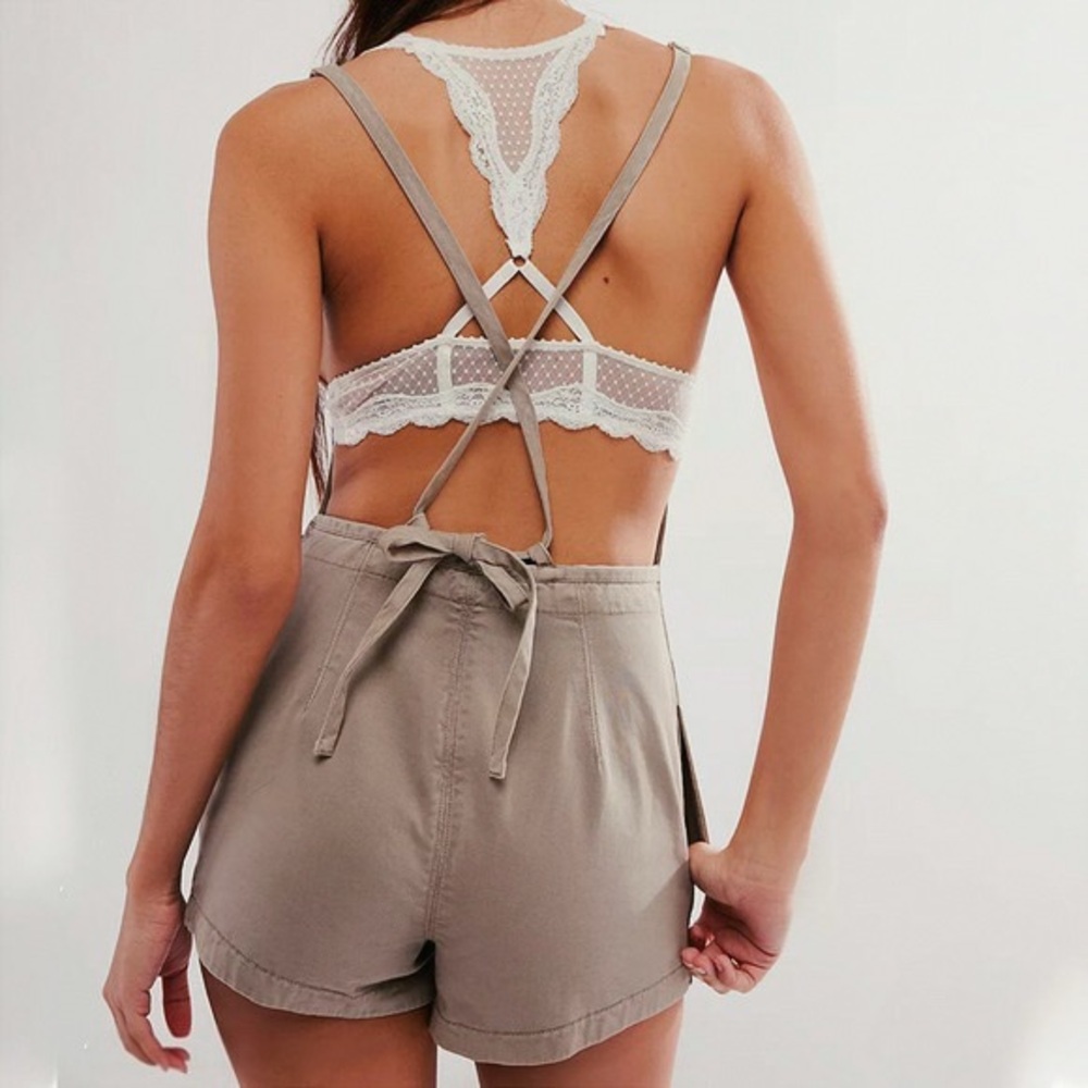 Free People Tough Love Shortall - Picture 2 of 4
